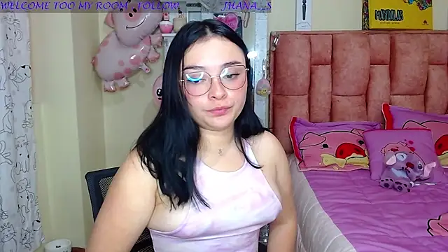 Snapshot of nahia__2 chatting on 01.22.25 nahia 2 online show from 01.22.25