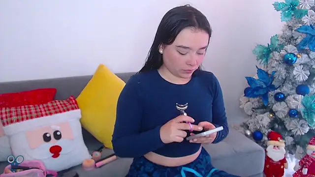 Snapshot of nahia__2 chatting on 11.29.25 nahia 2 online show from 11.29.25