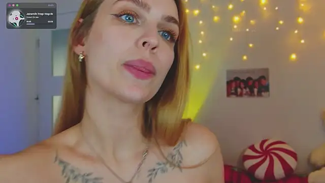 Snapshot of Kamila_icee chatting on 01.20.25 Kamila icee online show from 01.20.25