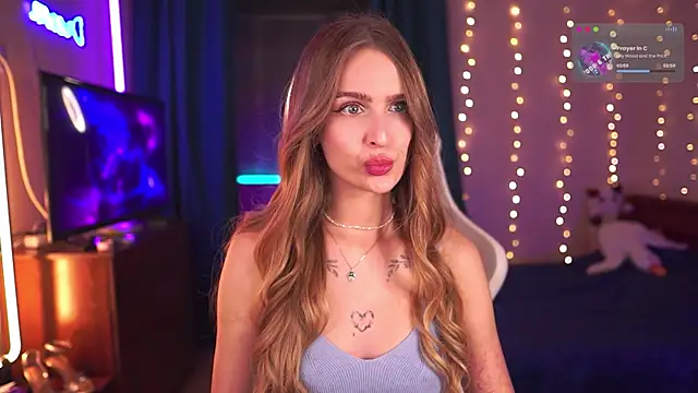 Kamila icee online show from 11.22.25