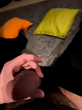 Snapshot of onbifeet chatting on 02.23.25 onbifeet online show from 02.23.25