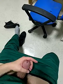 Snapshot of onbifeet chatting on 02.26.25 onbifeet online show from 02.26.25