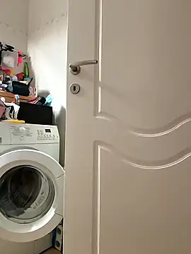 Snapshot of onbifeet chatting on 10.31.25 onbifeet online show from 10.31.25