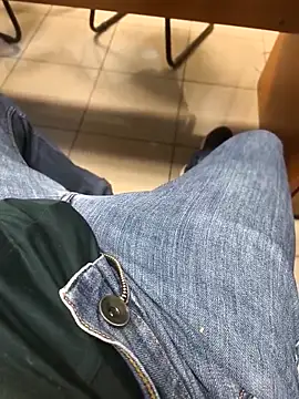 Snapshot of onbifeet chatting on 11.09.25 onbifeet online show from 11.09.25