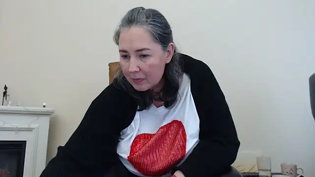 MilfGina online show from 02.10.25