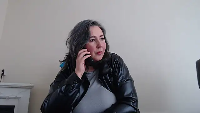 MilfGina online show from 02.25.25