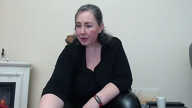 MilfGina online show from 03.14.25