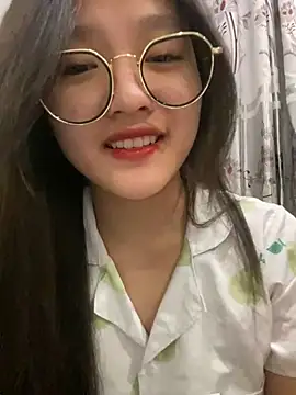 Snapshot of Krixxi22 chatting on 01.16.25 Krixxi22 online show from 01.16.25