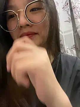 Snapshot of Krixxi22 chatting on 02.21.25 Krixxi22 online show from 02.21.25