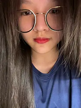 Krixxi22 online show from 12.19.25