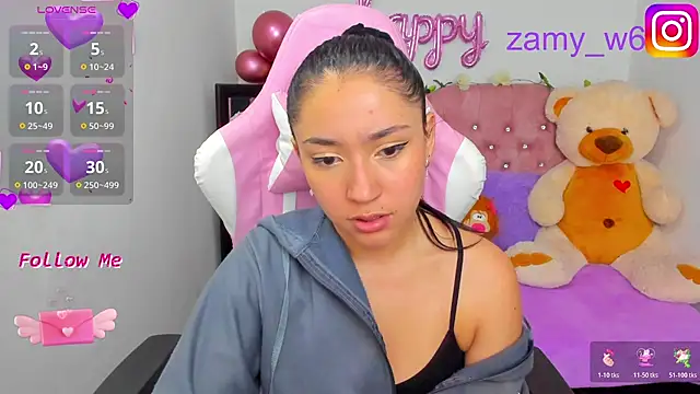 karla cute01 online show from 10.21.25