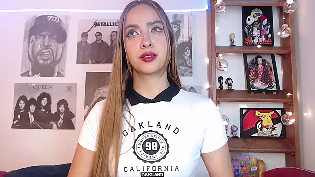 Snapshot of Meowlody chatting on 12.23.24 Meowlody online show from 12.23.24