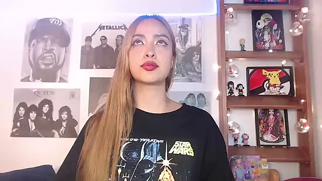 Snapshot of Meowlody chatting on 02.02.25 Meowlody online show from 02.02.25