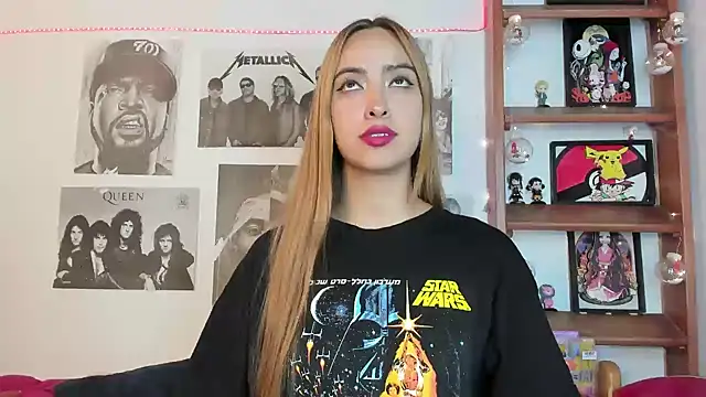 Snapshot of Meowlody chatting on 02.20.25 Meowlody online show from 02.20.25