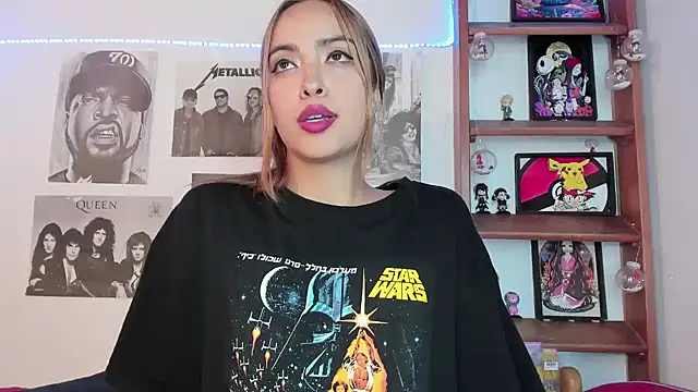 Snapshot of Meowlody chatting on 03.05.25 Meowlody online show from 03.05.25