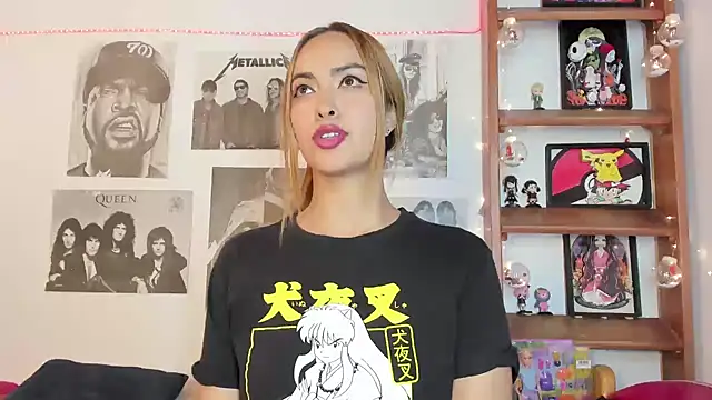 Snapshot of Meowlody chatting on 03.11.25 Meowlody online show from 03.11.25