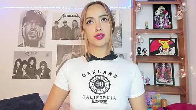 Snapshot of Meowlody chatting on 03.13.25 Meowlody online show from 03.13.25