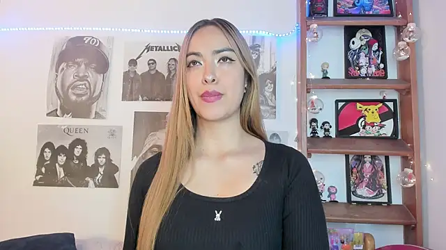 Snapshot of Meowlody chatting on 11.10.25 Meowlody online show from 11.10.25