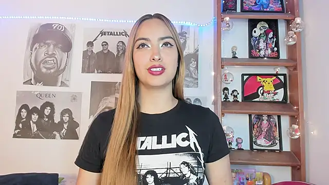 Snapshot of Meowlody chatting on 11.19.25 Meowlody online show from 11.19.25