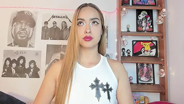 Snapshot of Meowlody chatting on 11.24.25 Meowlody online show from 11.24.25