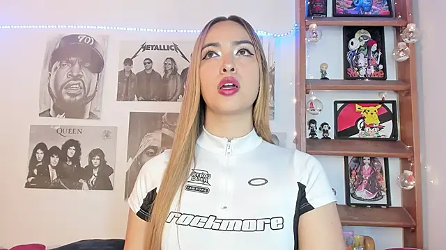 Snapshot of Meowlody chatting on 11.30.25 Meowlody online show from 11.30.25