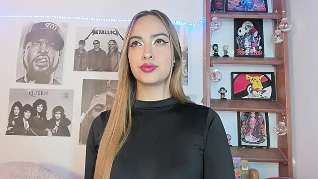 Snapshot of Meowlody chatting on 12.03.25 Meowlody online show from 12.03.25