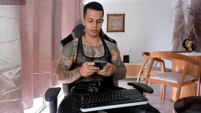 Aron Dark online show from 04.19.26