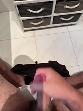 Snapshot of Deralboaus01 chatting on 09.11.25 Deralboaus01 online show from 09.11.25