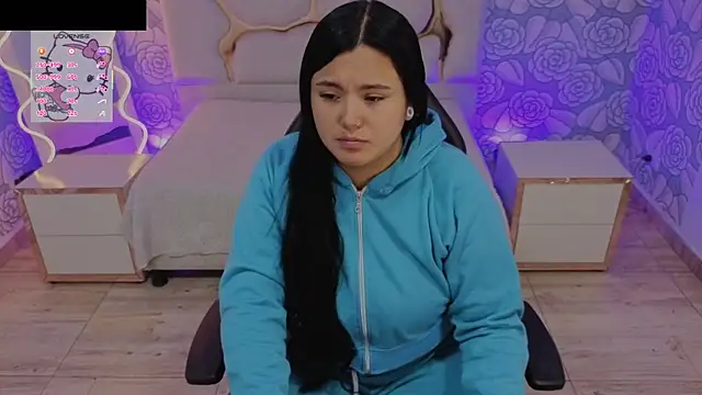 Snapshot of Mellani_tay chatting on 11.20.25 Mellani tay online show from 11.20.25