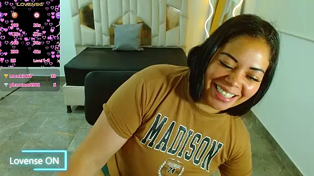 martinna tay online show from 01.25.25