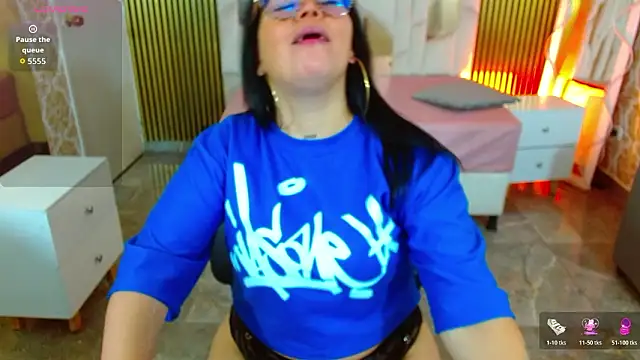 martinna tay online show from 02.05.26