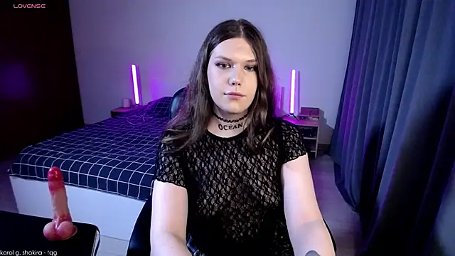 Snapshot of MicheleDoll chatting on 06.15.26 MicheleDoll online show from 06.15.26