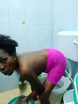 LOVELY-2BERRY online show from 04.13.26