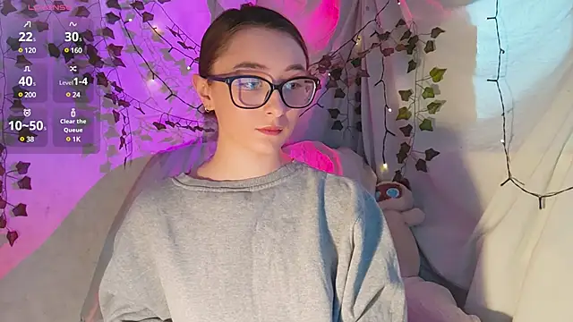 Snapshot of monlight__dana chatting on 12.03.24 monlight dana online show from 12.03.24