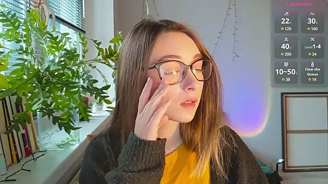 Snapshot of monlight__dana chatting on 12.26.24 monlight dana online show from 12.26.24