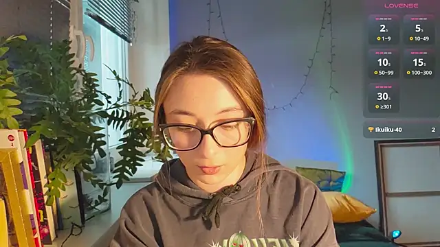 Snapshot of monlight__dana chatting on 01.06.25 monlight dana online show from 01.06.25