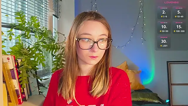 Snapshot of monlight__dana chatting on 01.08.25 monlight dana online show from 01.08.25