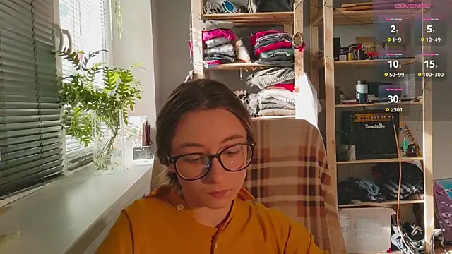 Snapshot of monlight__dana chatting on 03.09.25 monlight dana online show from 03.09.25