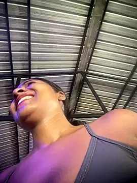 Berry Bans online show from 12.15.25