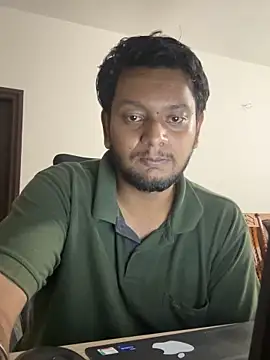 Snapshot of indianhotche chatting on 10.03.25 indianhotche online show from 10.03.25
