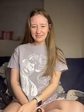 Snapshot of sage__marie chatting on 12.16.24 sage marie online show from 12.16.24