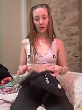 Snapshot of sage__marie chatting on 01.27.25 sage marie online show from 01.27.25