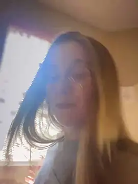 Snapshot of sage__marie chatting on 02.04.25 sage marie online show from 02.04.25
