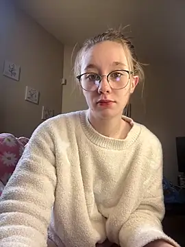 Snapshot of sage__marie chatting on 03.21.25 sage marie online show from 03.21.25
