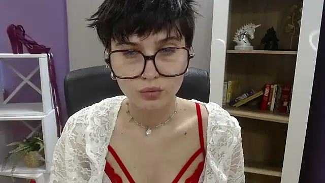 sarah perfect online show from 03.26.26