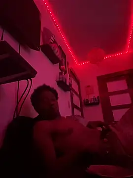 Snapshot of GersonGil1 chatting on 01.29.25 GersonGil1 online show from 01.29.25