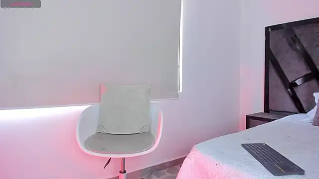 CandyMeyerss  online show from 01.31.25