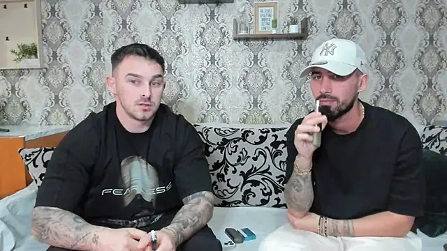Snapshot of Jonmusclemaster chatting on 01.04.25 Jonmusclemaster online show from 01.04.25