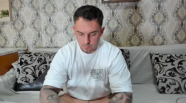 Snapshot of Jonmusclemaster chatting on 03.07.25 Jonmusclemaster online show from 03.07.25