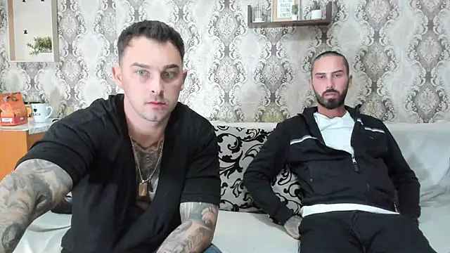 Snapshot of Jonmusclemaster chatting on 03.20.25 Jonmusclemaster online show from 03.20.25